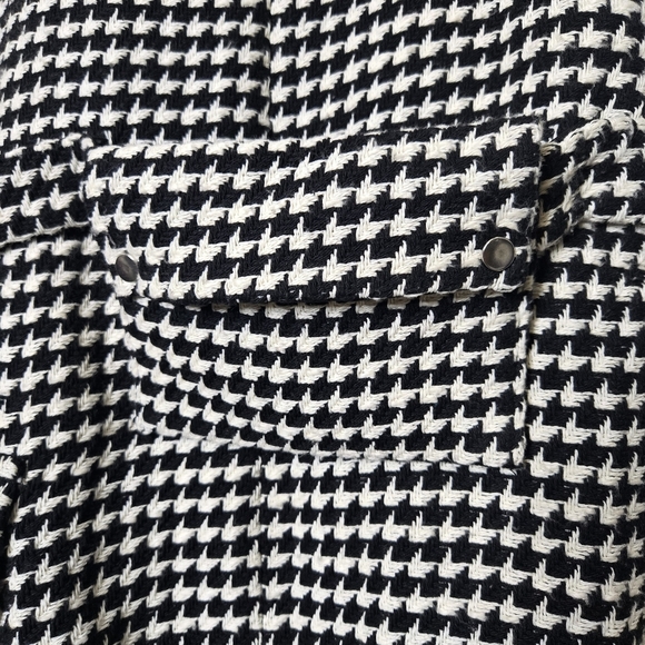 Black and White Houndstooth Sleeveless Dress - Picture 3 of 5